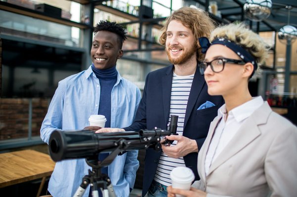 Quels sont les meilleurs spots pour l'observation des oiseaux migrateurs en Afrique du Sud : périodes et équipements ?